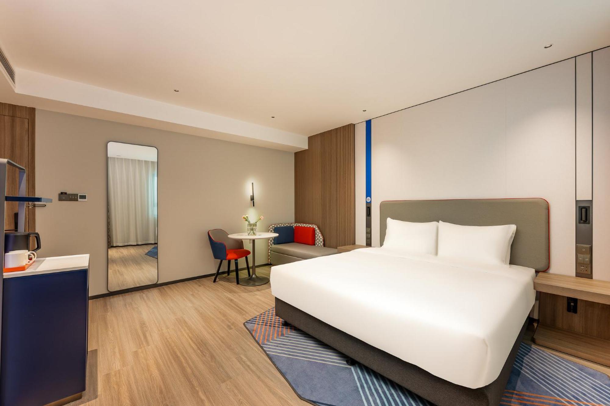 Holiday Inn Express Taizhou City Center By Ihg Taizhou (Jiangsu) Exterior foto