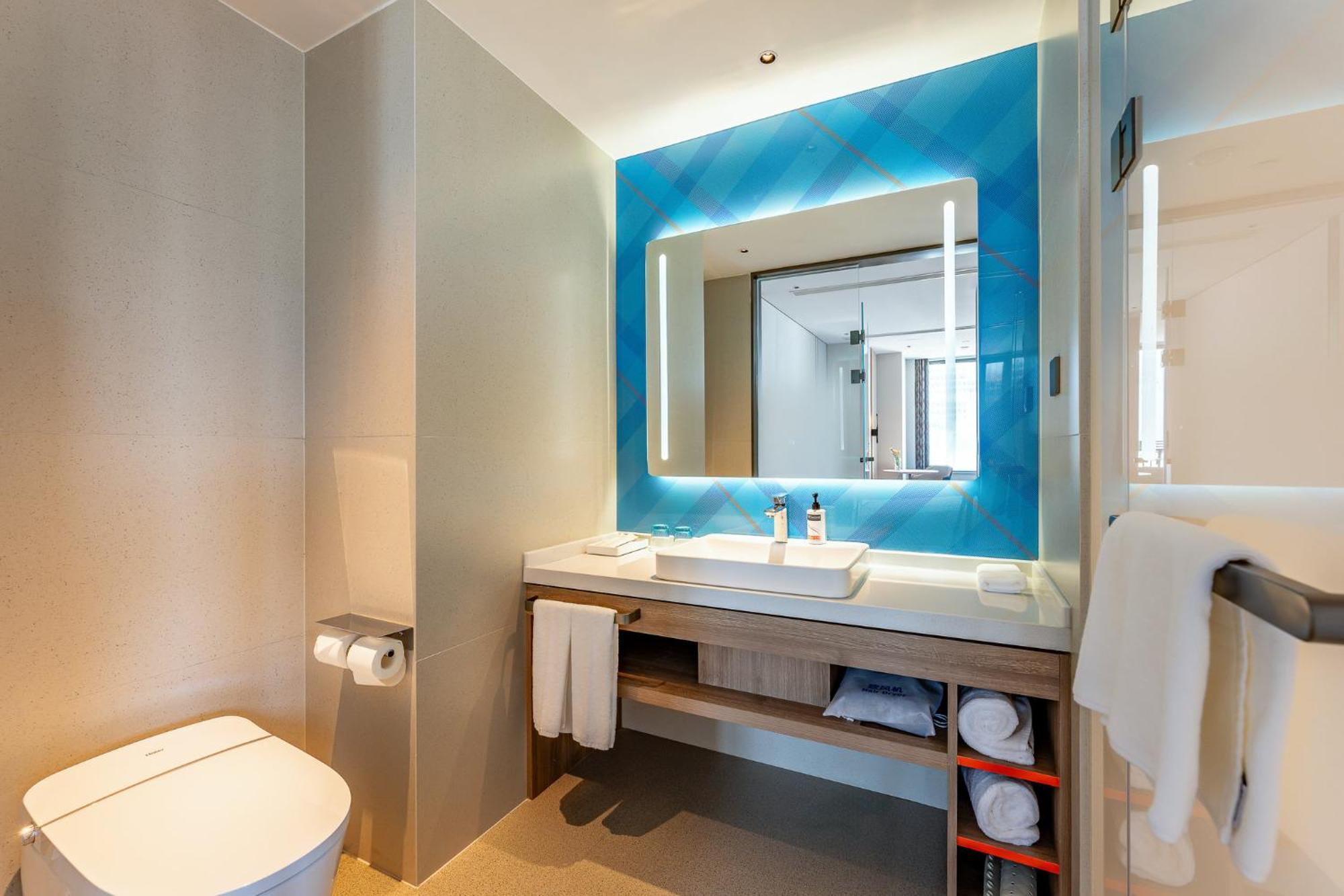 Holiday Inn Express Taizhou City Center By Ihg Taizhou (Jiangsu) Exterior foto