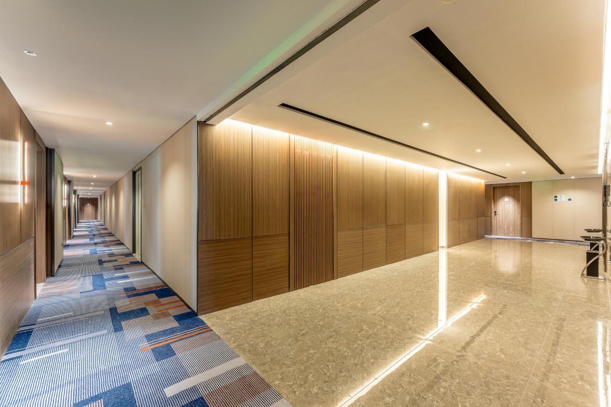 Holiday Inn Express Taizhou City Center By Ihg Taizhou (Jiangsu) Exterior foto