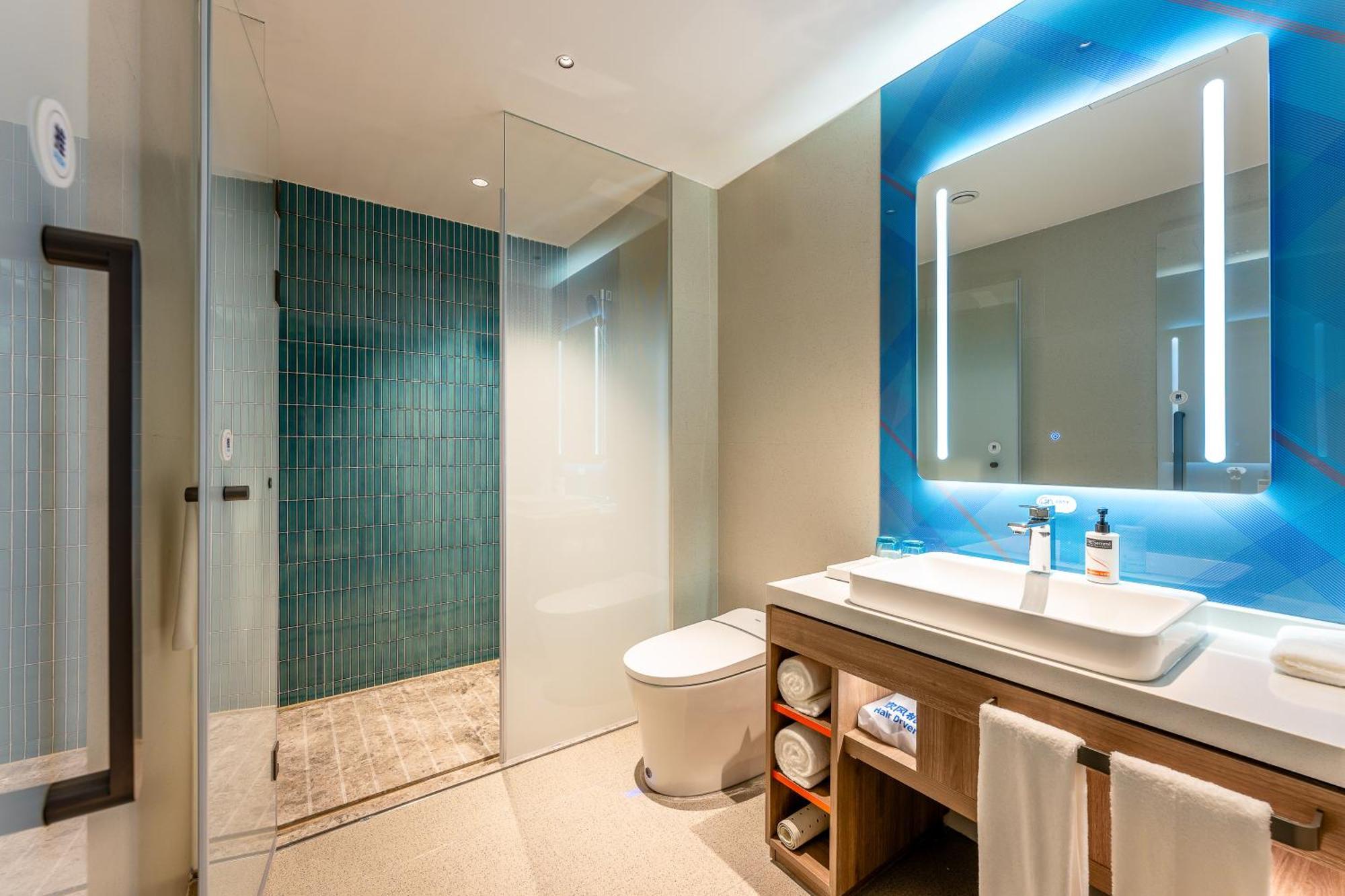 Holiday Inn Express Taizhou City Center By Ihg Taizhou (Jiangsu) Exterior foto
